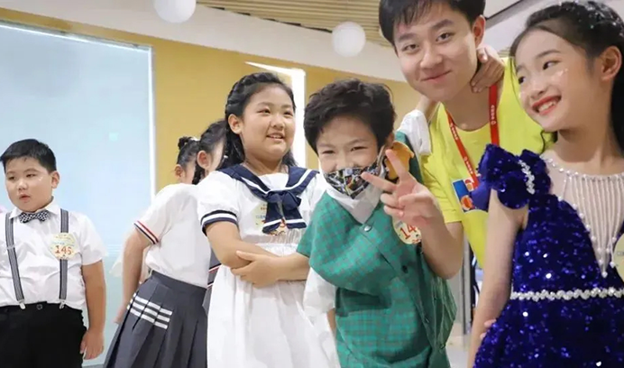 【倒计时】艺学堂明星小学员们相约第九届中传花少开幕盛典！